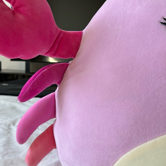 NEW with tags - Cailey Squishmallows Pink Crab Plush Toy - Large - Picture 2 of 8